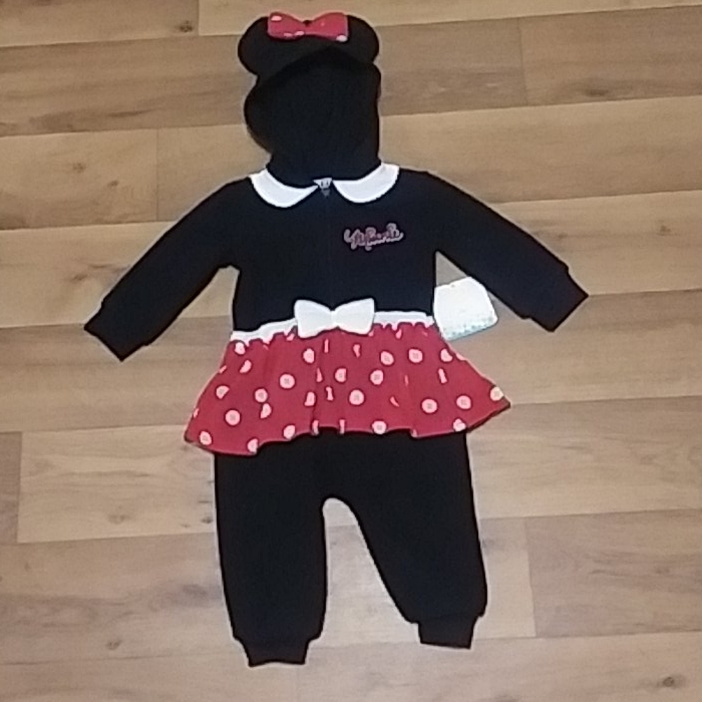 NWT "Disney Kids" minnie mouse onsie w/hood